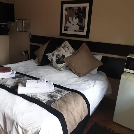 Tsessebe Guesthouse Bloemfontein Exterior foto